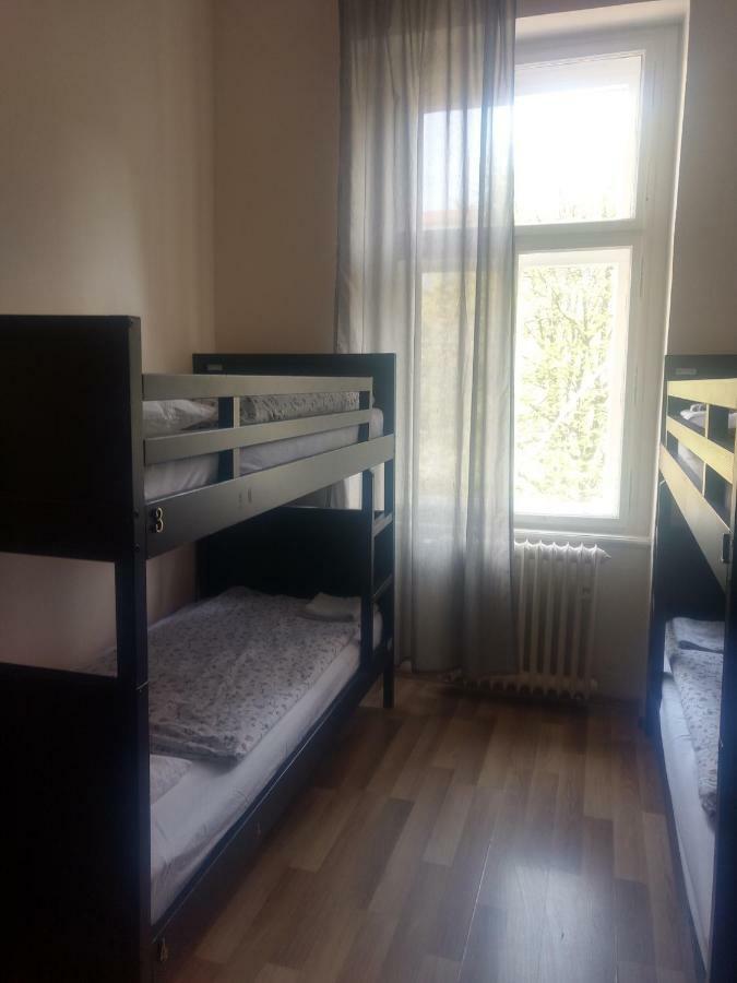 Irmas Hostel ปราก ภายนอก รูปภาพ